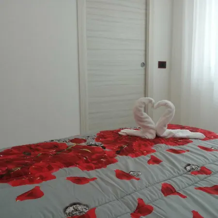 Giardino Fiorito 2 Wi-fi Bici Free Apartment *